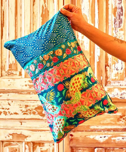 כרית טווסים