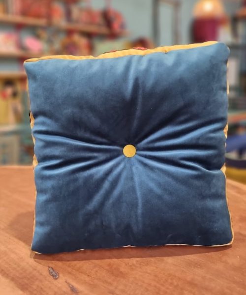 כרית נוי קטיפתית טורקיז חרדל