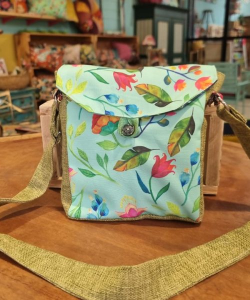 תיק צד טורקיז פורח